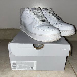 Nike AirForce1 Women’s Size 8